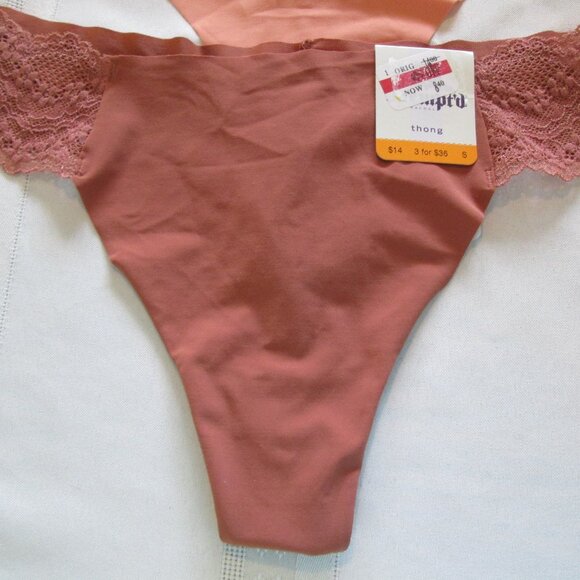 3 Pair of Thong Panties DKNY, B.tempt'd and Calvin Klein NWT Sz S - Picture 4 of 8
